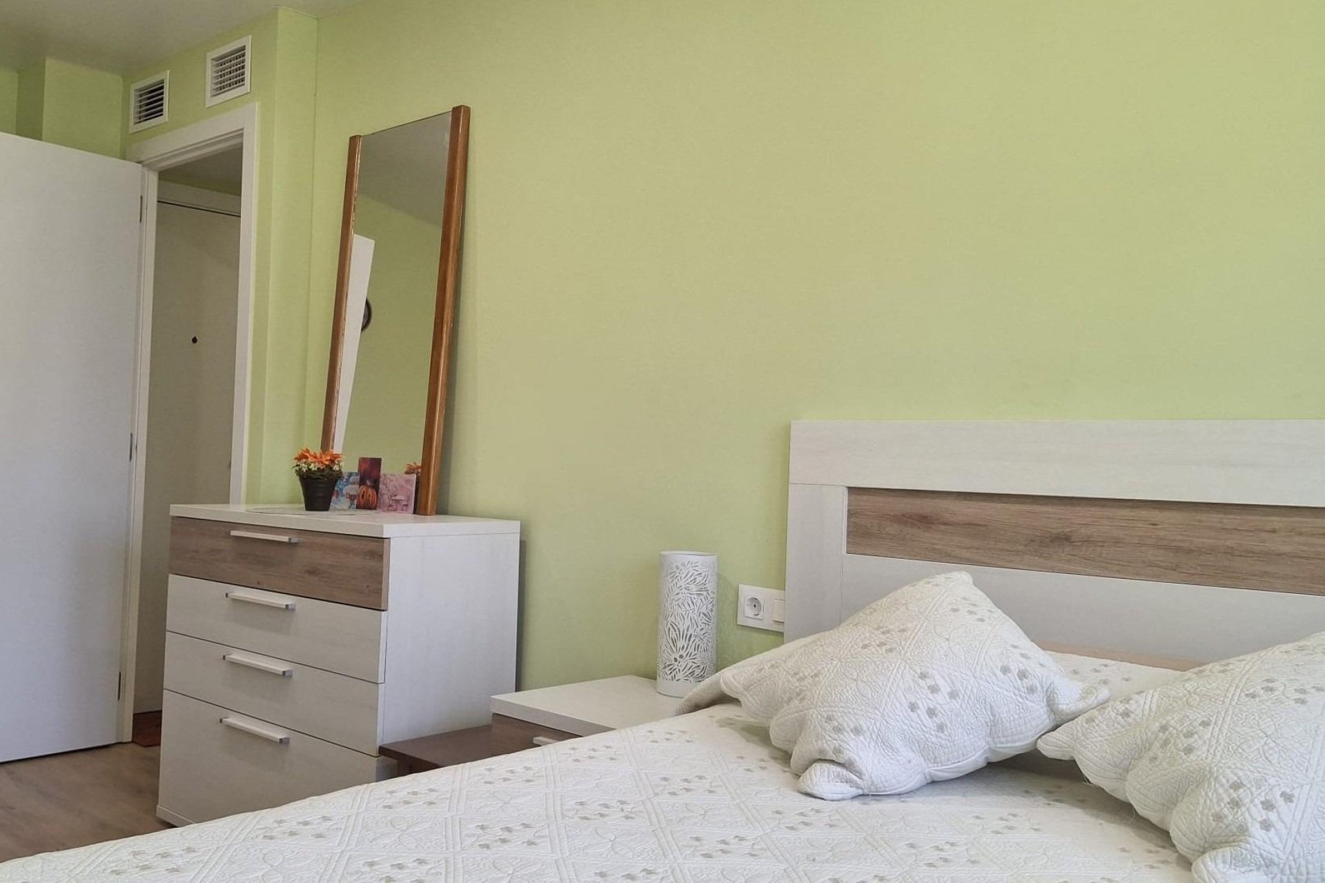 Herverkoop - Apartment -
Torrevieja - Centro