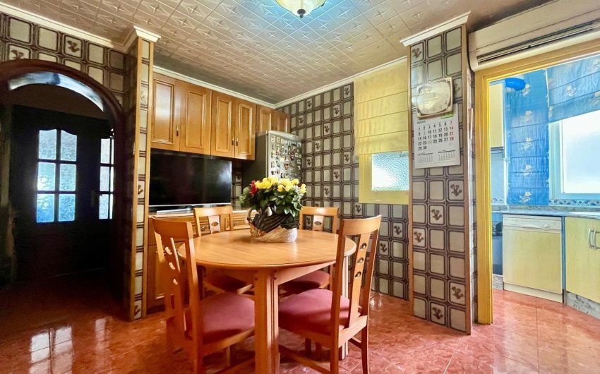 Herverkoop - Apartment -
Torrevieja - Centro