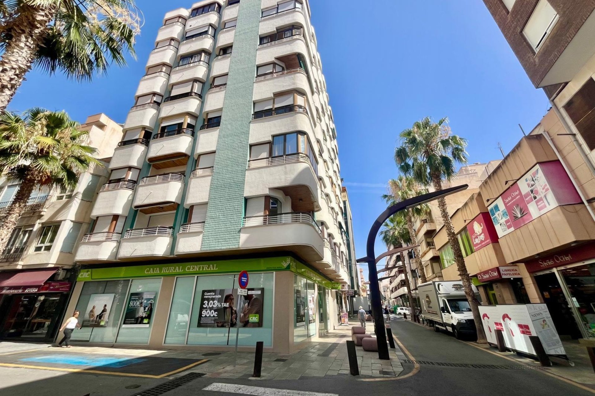 Herverkoop - Apartment -
Torrevieja - Centro
