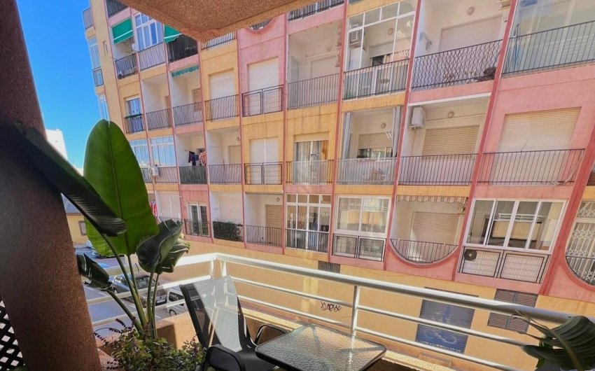 Herverkoop - Apartment -
Torrevieja - Curva Del Palangre