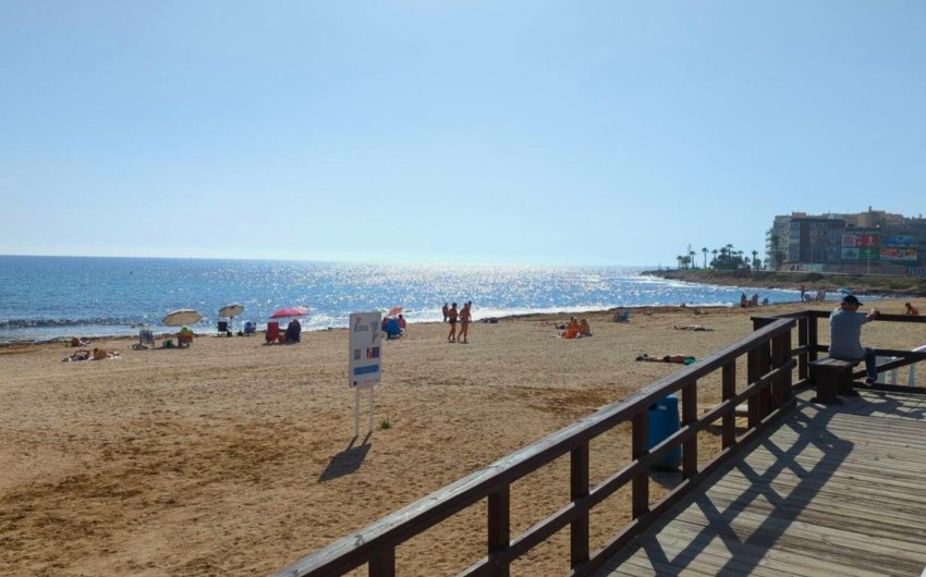 Herverkoop - Apartment -
Torrevieja - Curva Del Palangre