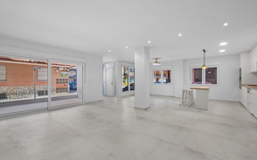 Herverkoop - Apartment -
Torrevieja - El Acequión - Los Náufragos