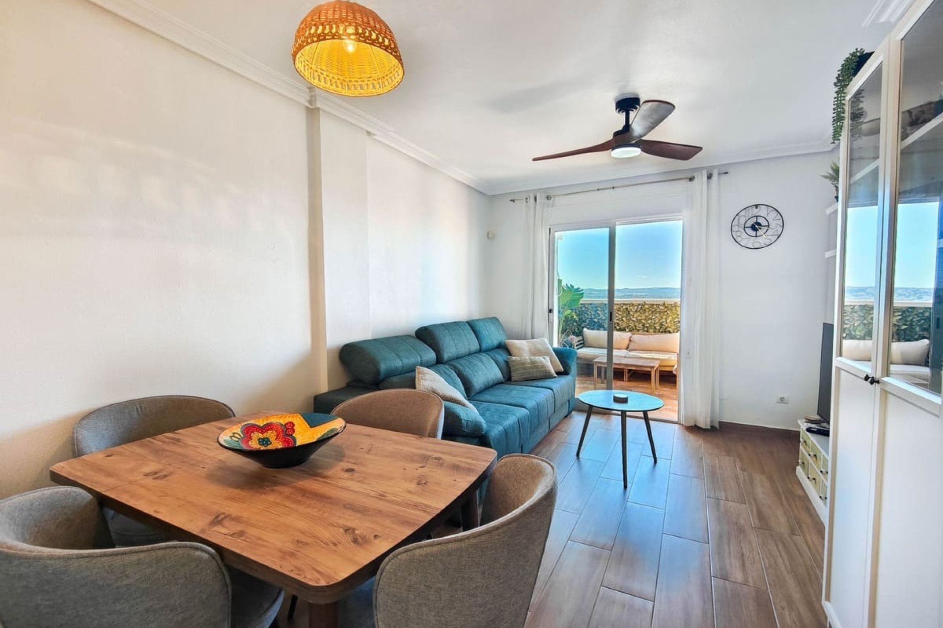 Herverkoop - Apartment -
Torrevieja - El Acequión - Los Náufragos