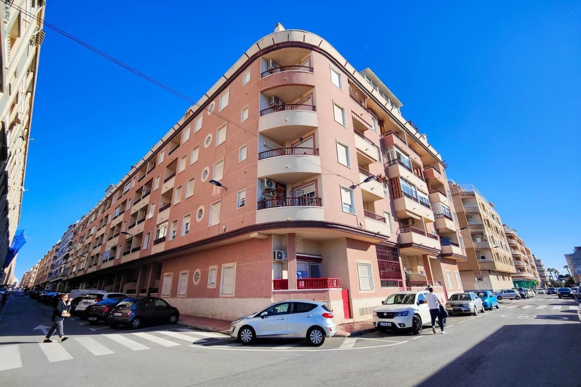 Herverkoop - Apartment -
Torrevieja - El Acequión - Los Náufragos