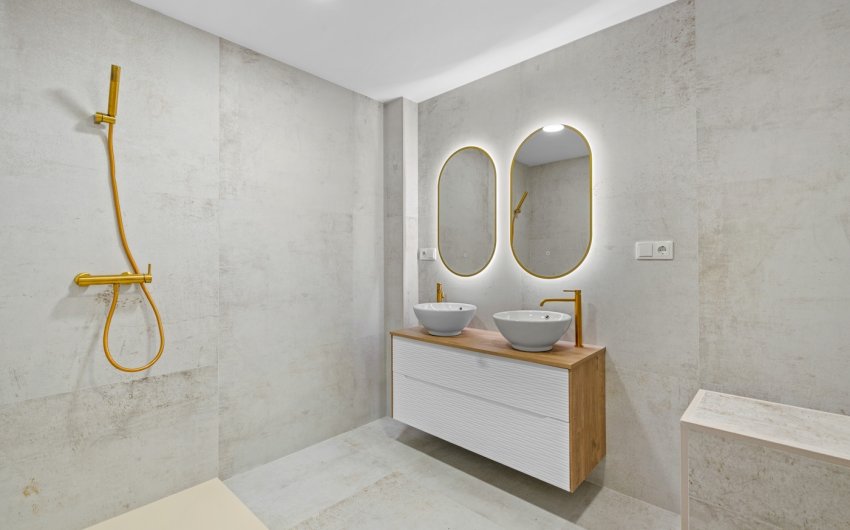 Herverkoop - Apartment -
Torrevieja - El Acequión - Los Náufragos