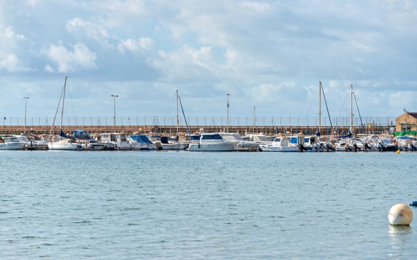 Herverkoop - Apartment -
Torrevieja - El Acequión - Los Náufragos