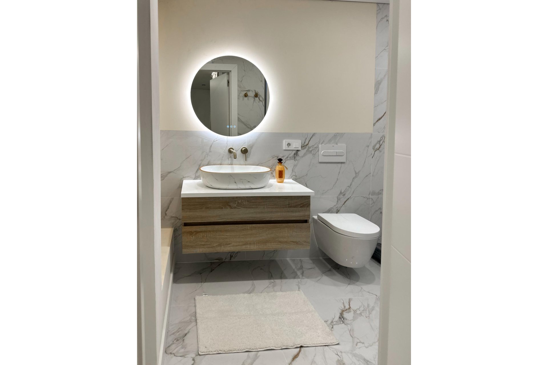 Herverkoop - Apartment -
Torrevieja - El Acequión - Los Náufragos