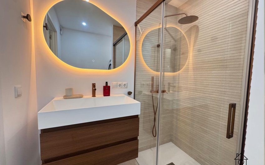 Herverkoop - Apartment -
Torrevieja - El Acequión - Los Náufragos