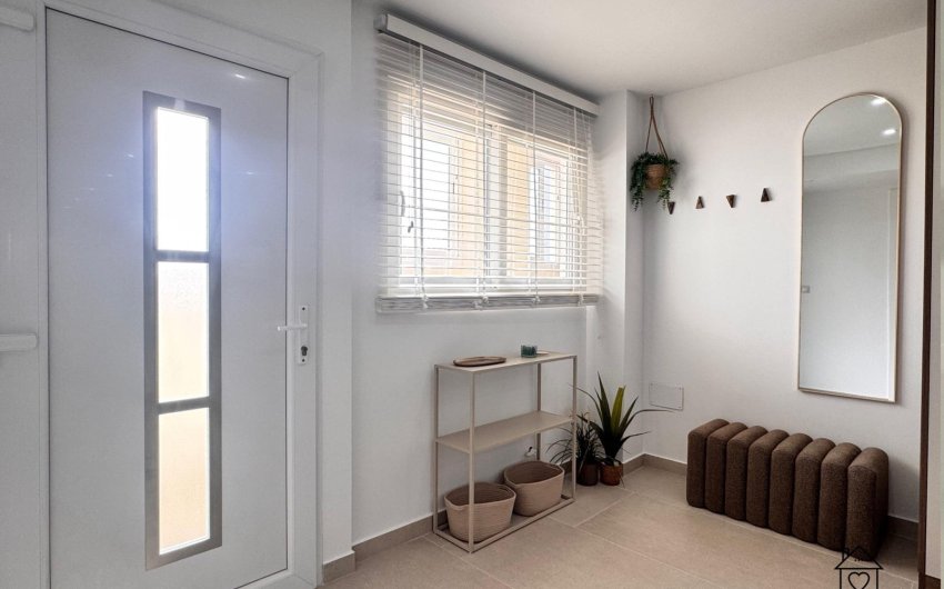 Herverkoop - Apartment -
Torrevieja - El Acequión - Los Náufragos