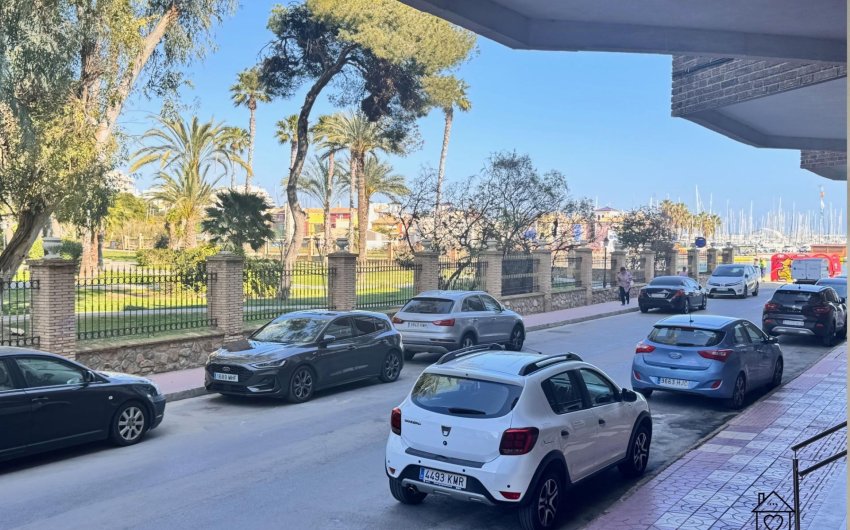 Herverkoop - Apartment -
Torrevieja - El Acequión - Los Náufragos