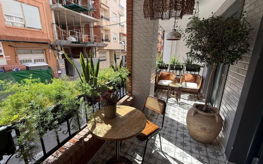 Herverkoop - Apartment -
Torrevieja - Estacion De Autobuses