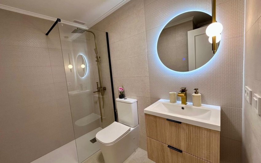 Herverkoop - Apartment -
Torrevieja - Estacion De Autobuses