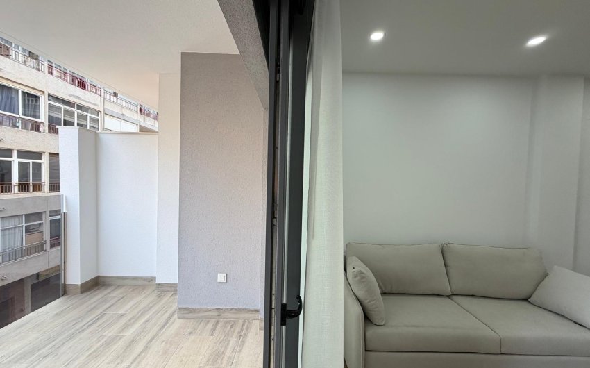 Herverkoop - Apartment -
Torrevieja - Estacion De Autobuses