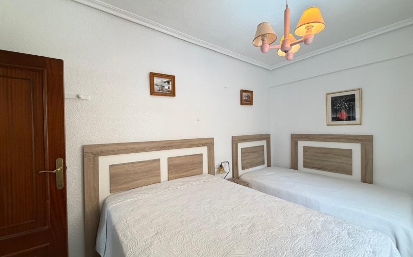 Herverkoop - Apartment -
Torrevieja - Estacion De Autobuses