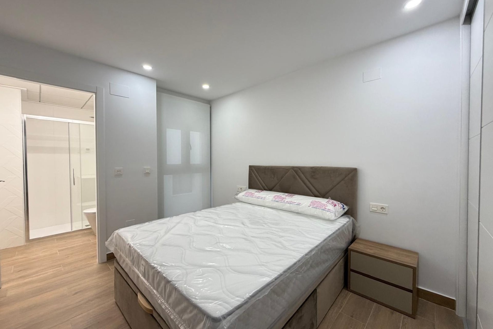 Herverkoop - Apartment -
Torrevieja - Estacion De Autobuses