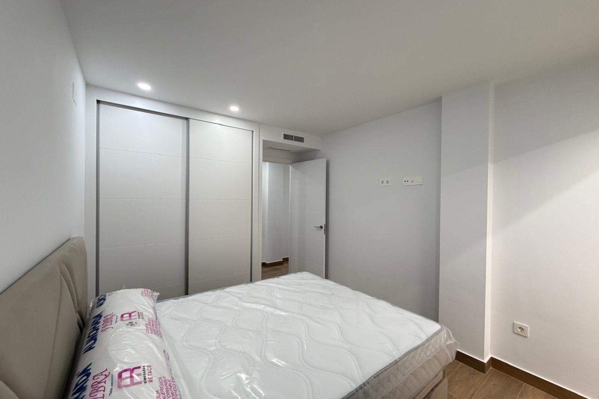 Herverkoop - Apartment -
Torrevieja - Estacion De Autobuses