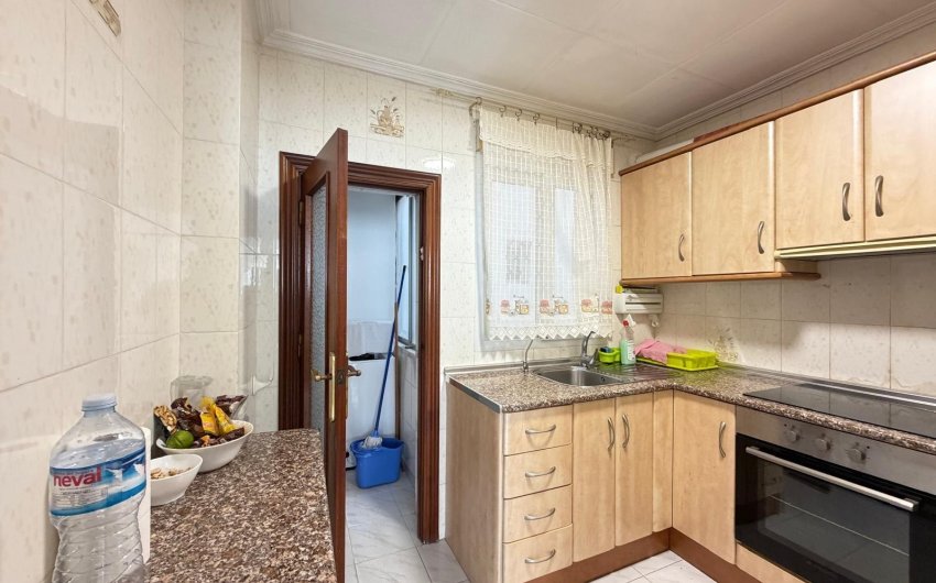 Herverkoop - Apartment -
Torrevieja - Estacion De Autobuses