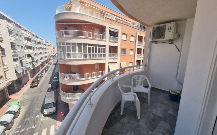 Herverkoop - Apartment -
Torrevieja - Estacion De Autobuses