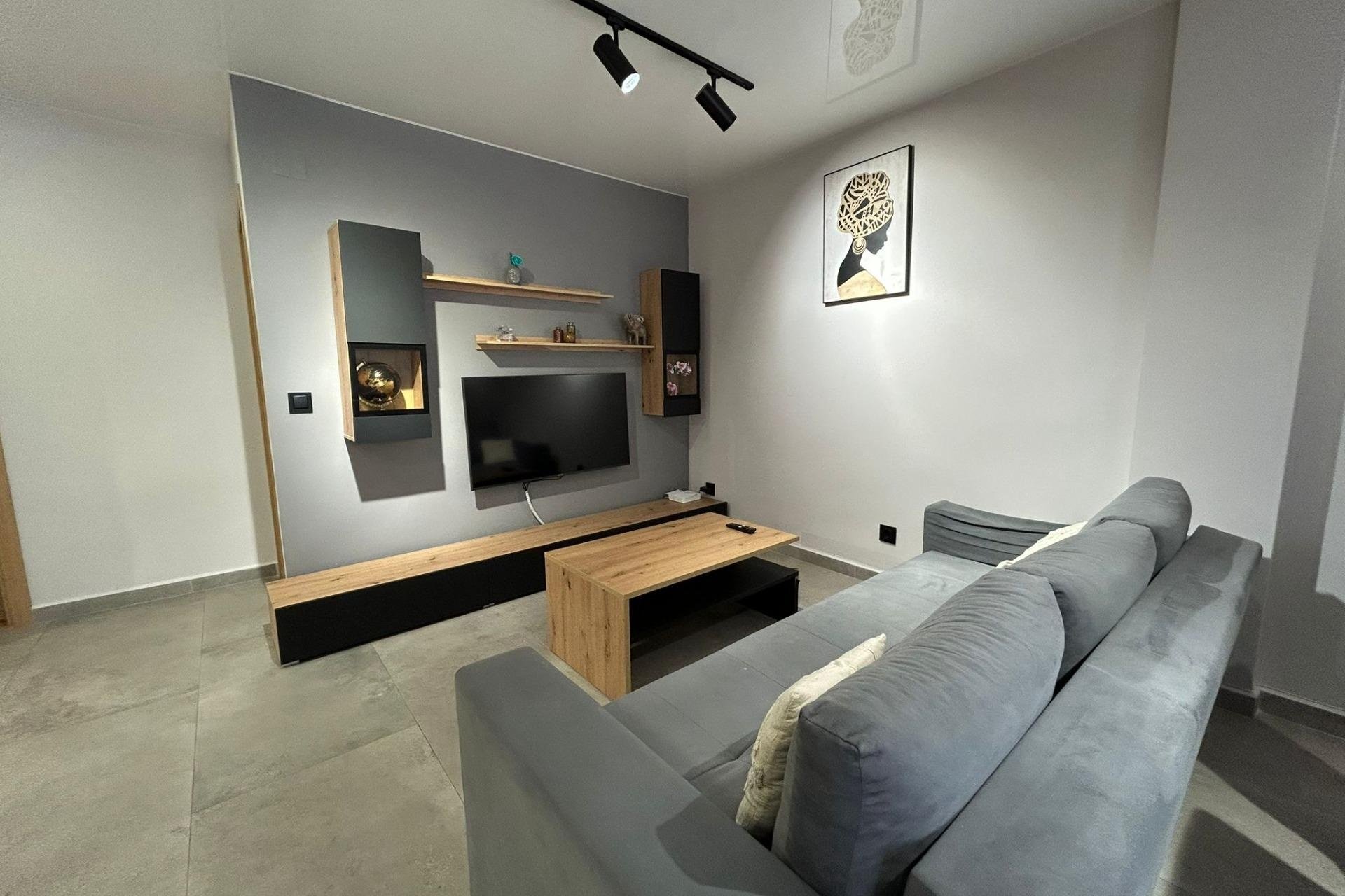 Herverkoop - Apartment -
Torrevieja - Estacion De Autobuses