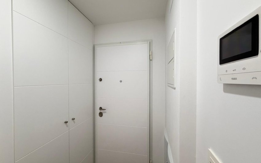 Herverkoop - Apartment -
Torrevieja - Estacion De Autobuses