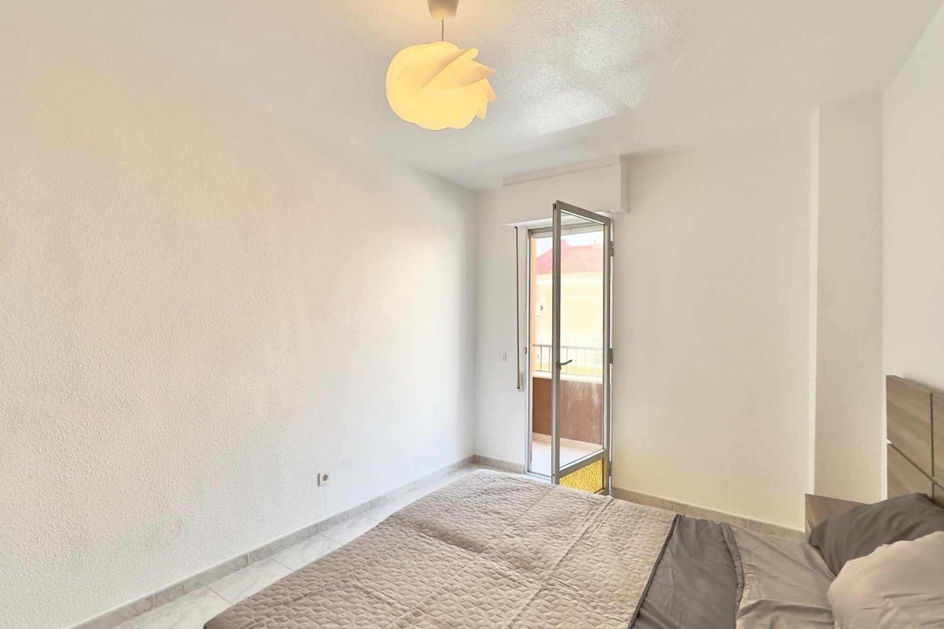 Herverkoop - Apartment -
Torrevieja - Estacion De Autobuses
