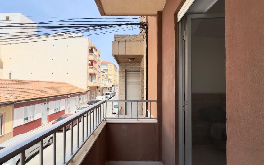 Herverkoop - Apartment -
Torrevieja - Estacion De Autobuses