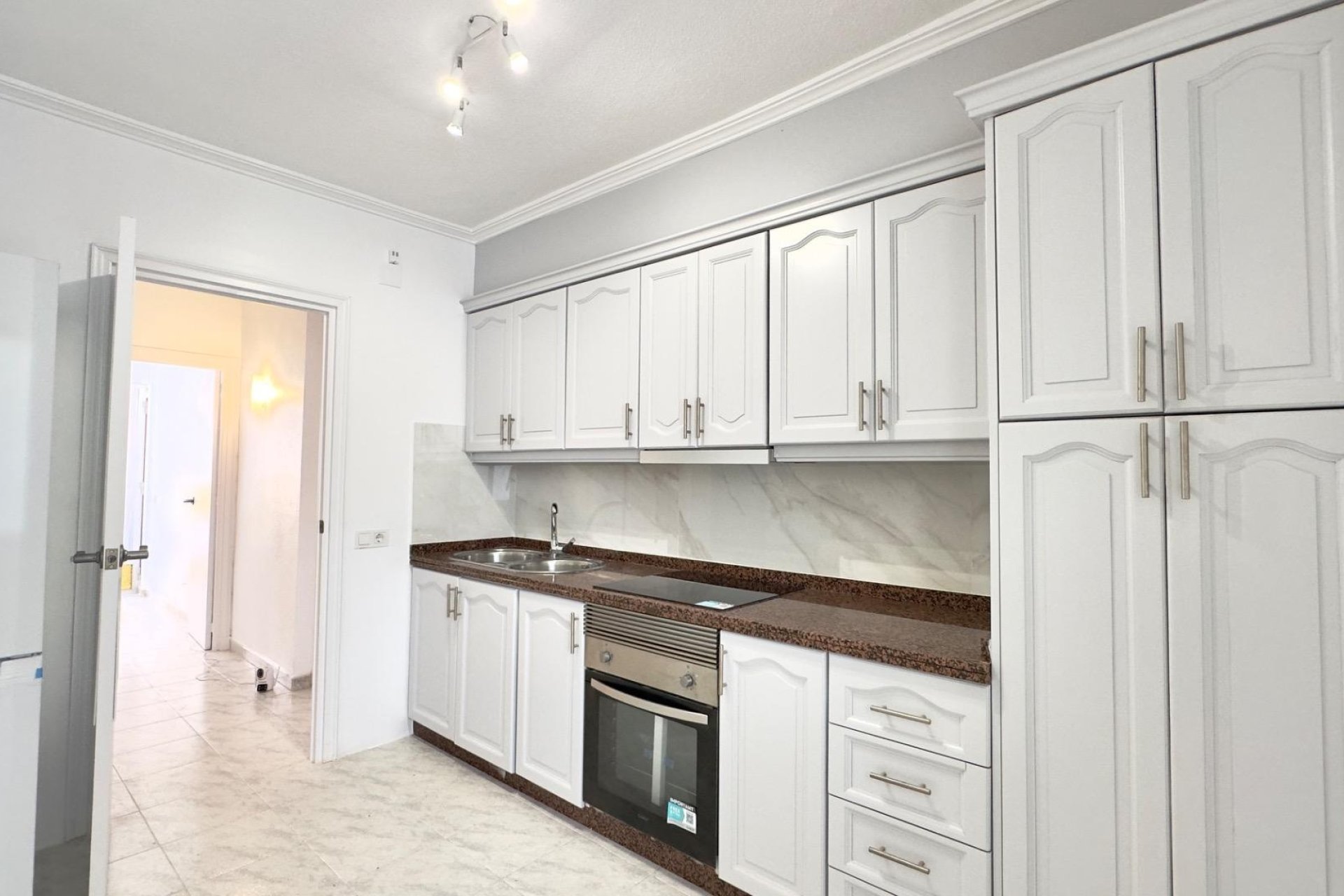 Herverkoop - Apartment -
Torrevieja - Estacion De Autobuses