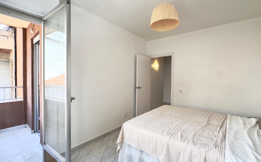 Herverkoop - Apartment -
Torrevieja - Estacion De Autobuses