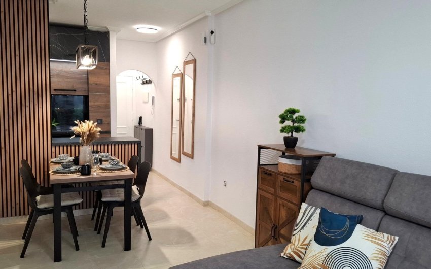 Herverkoop - Apartment -
Torrevieja - Estacion De Autobuses