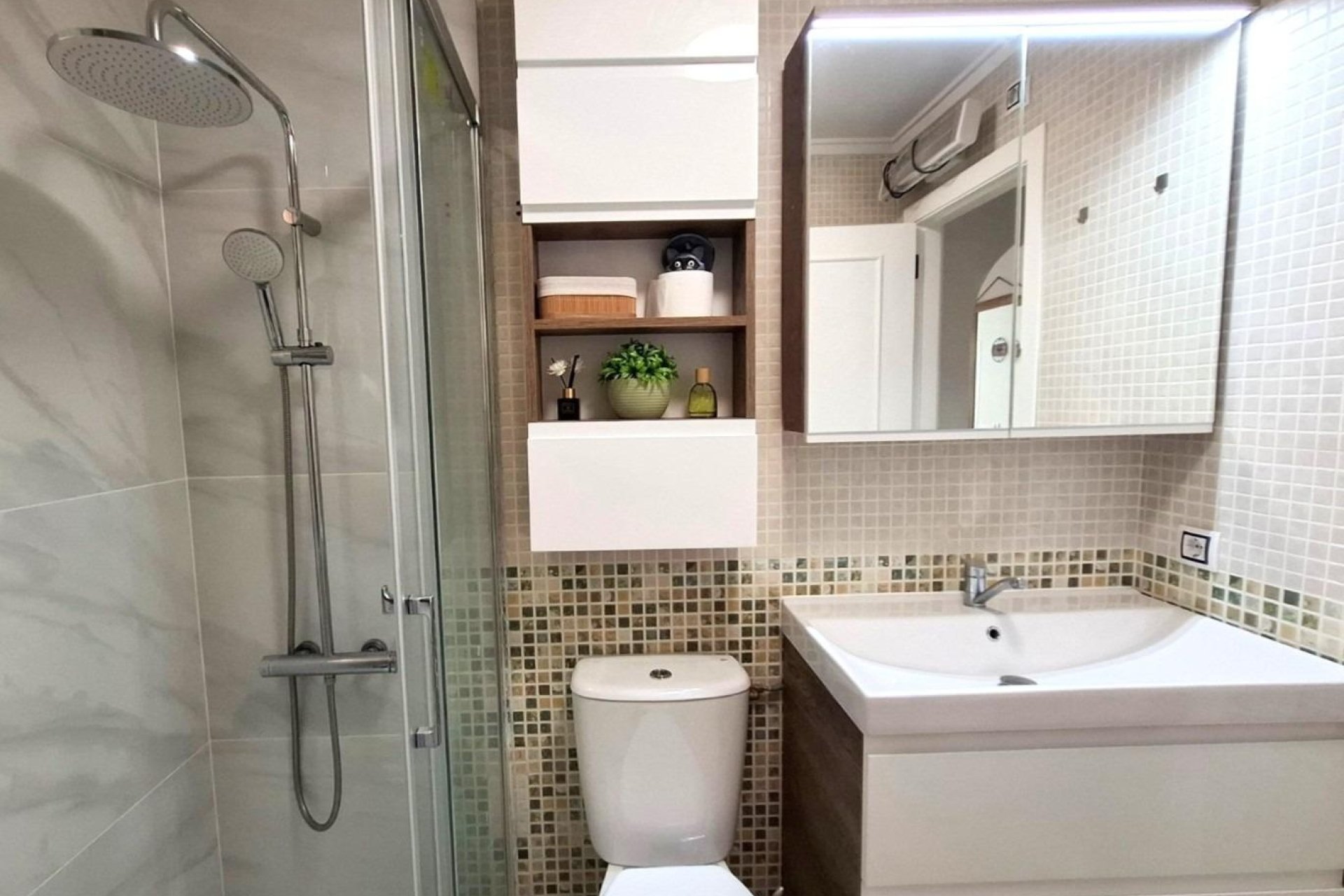 Herverkoop - Apartment -
Torrevieja - Estacion De Autobuses