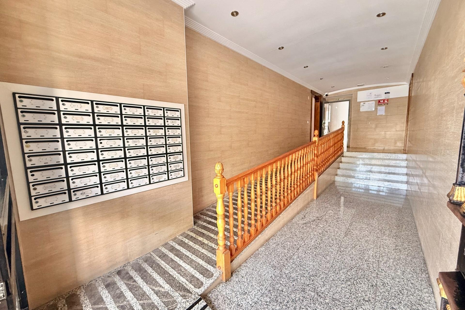 Herverkoop - Apartment -
Torrevieja - Estacion De Autobuses