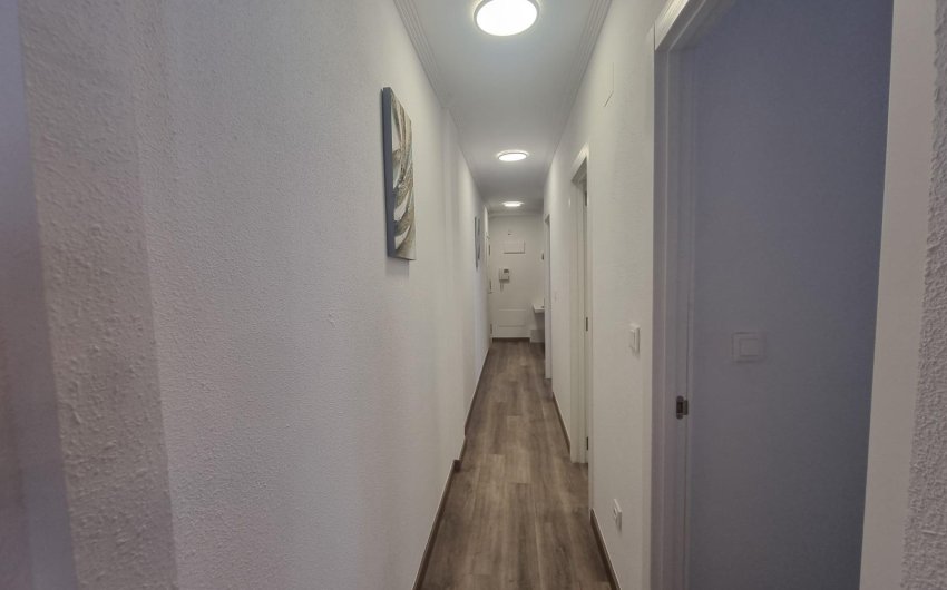 Herverkoop - Apartment -
Torrevieja - Estacion De Autobuses