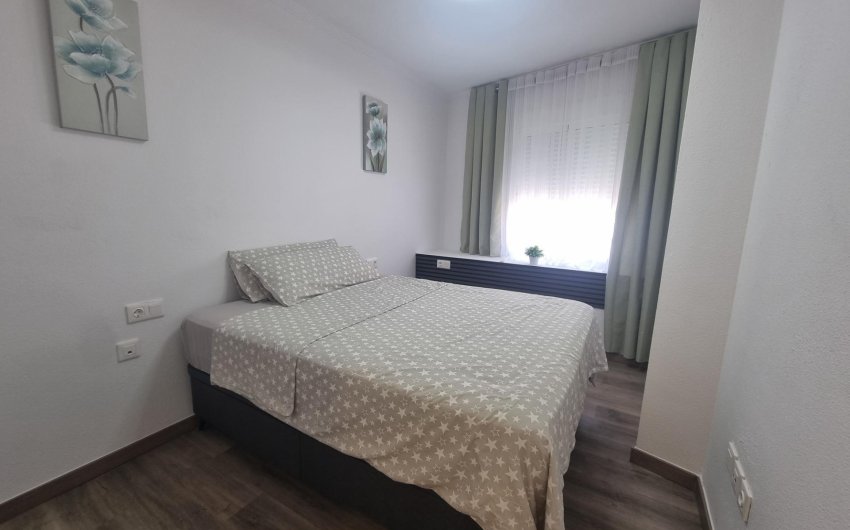 Herverkoop - Apartment -
Torrevieja - Estacion De Autobuses
