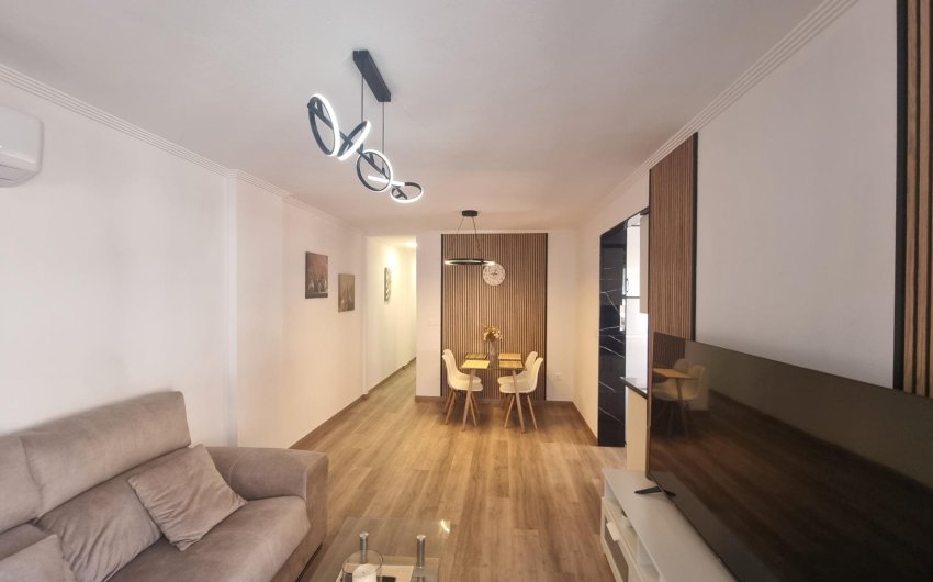 Herverkoop - Apartment -
Torrevieja - Estacion De Autobuses
