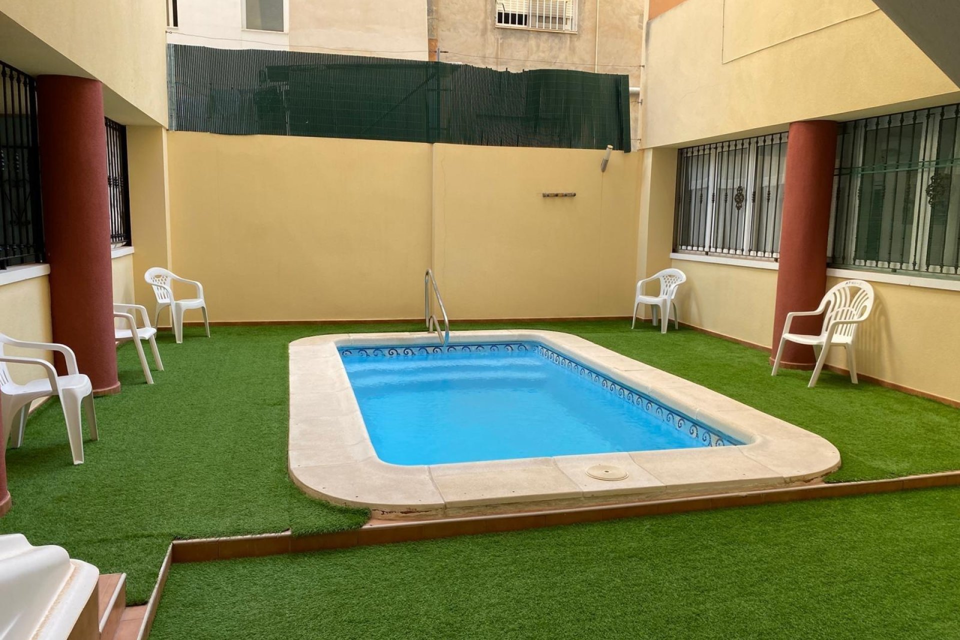 Herverkoop - Apartment -
Torrevieja - Estacion De Autobuses