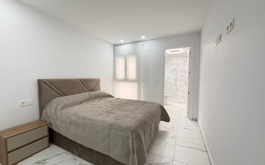 Herverkoop - Apartment -
Torrevieja - Estacion De Autobuses