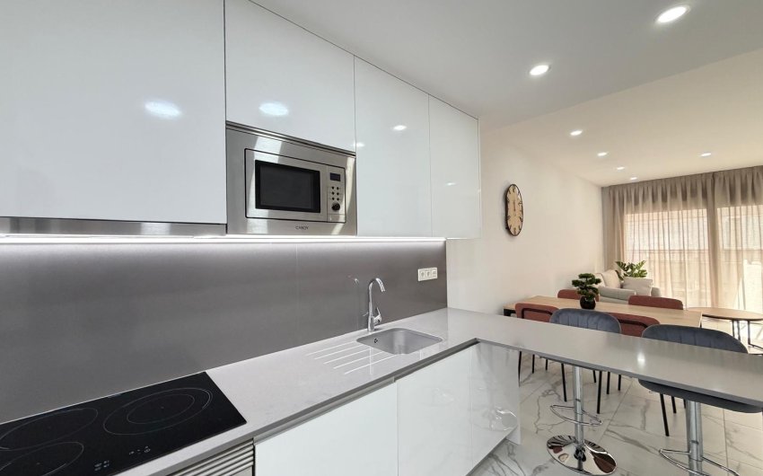 Herverkoop - Apartment -
Torrevieja - Estacion De Autobuses