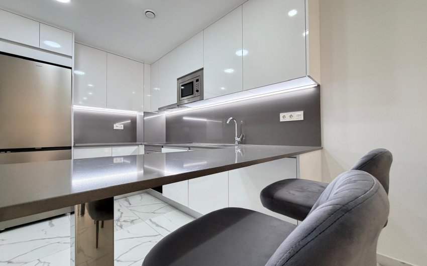 Herverkoop - Apartment -
Torrevieja - Estacion De Autobuses