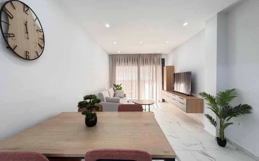 Herverkoop - Apartment -
Torrevieja - Estacion De Autobuses