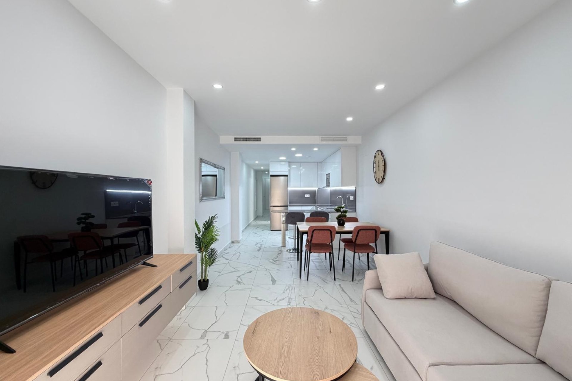 Herverkoop - Apartment -
Torrevieja - Estacion De Autobuses