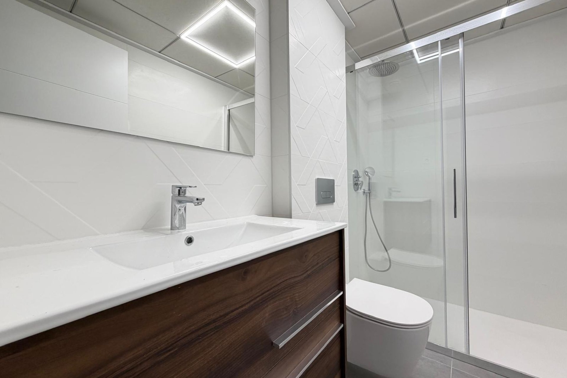 Herverkoop - Apartment -
Torrevieja - Estacion De Autobuses