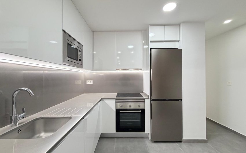 Herverkoop - Apartment -
Torrevieja - Estacion De Autobuses