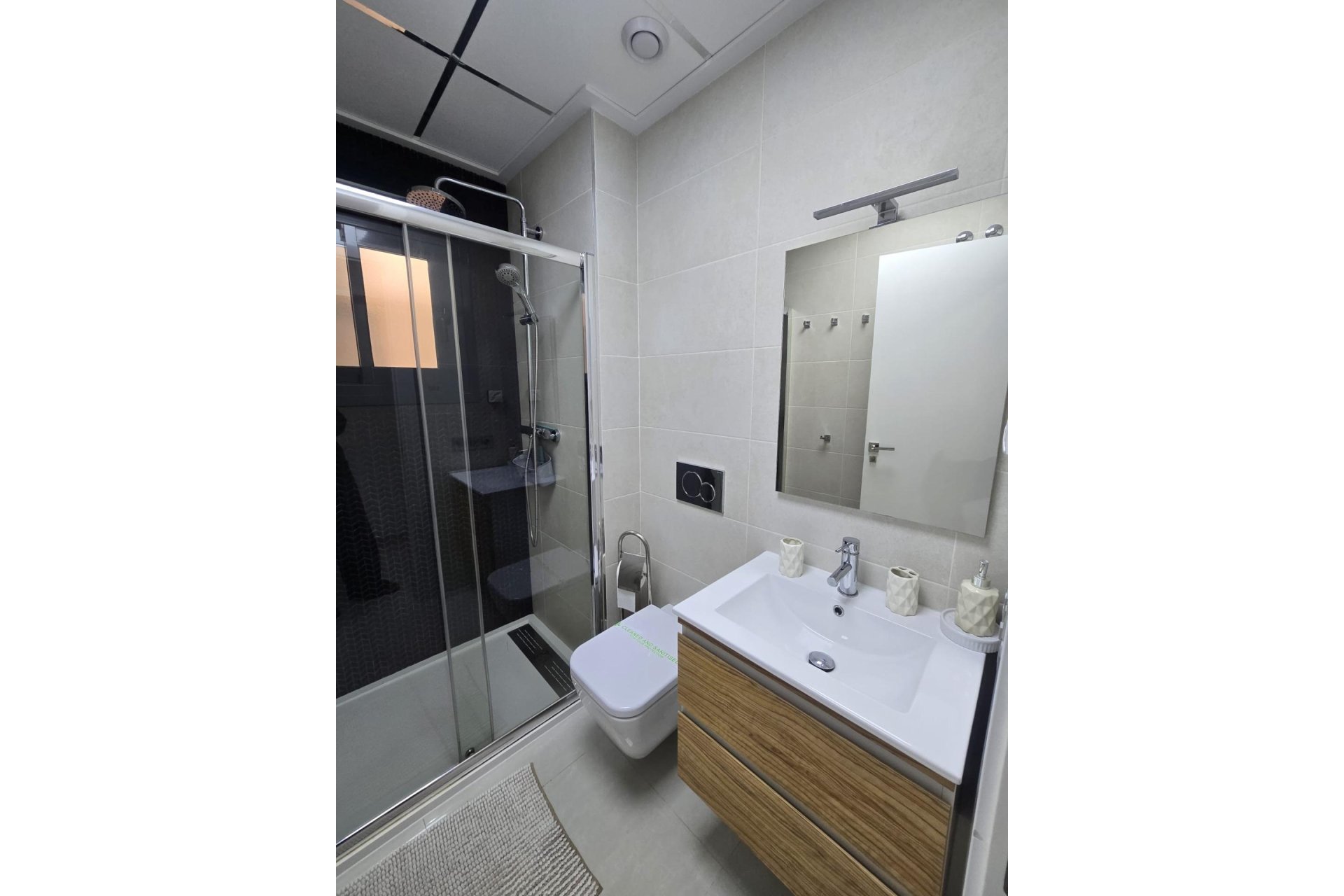 Herverkoop - Apartment -
Torrevieja - Estacion De Autobuses