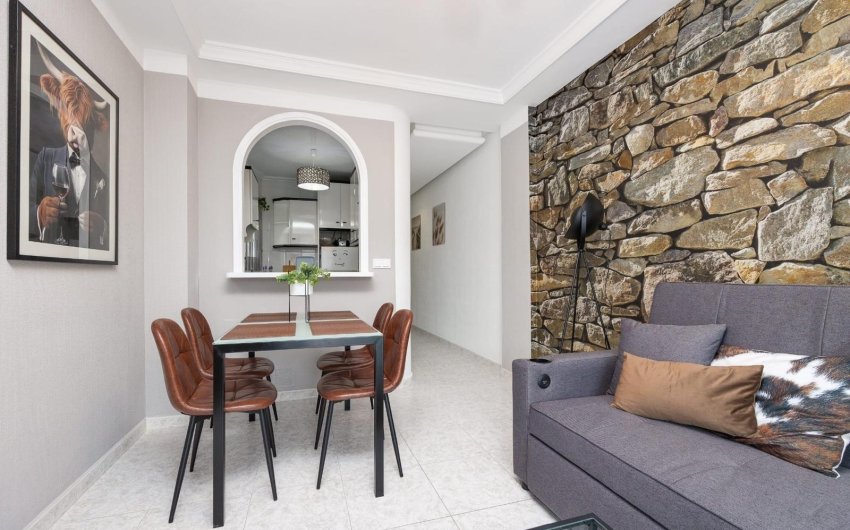 Herverkoop - Apartment -
Torrevieja - Estacion De Autobuses