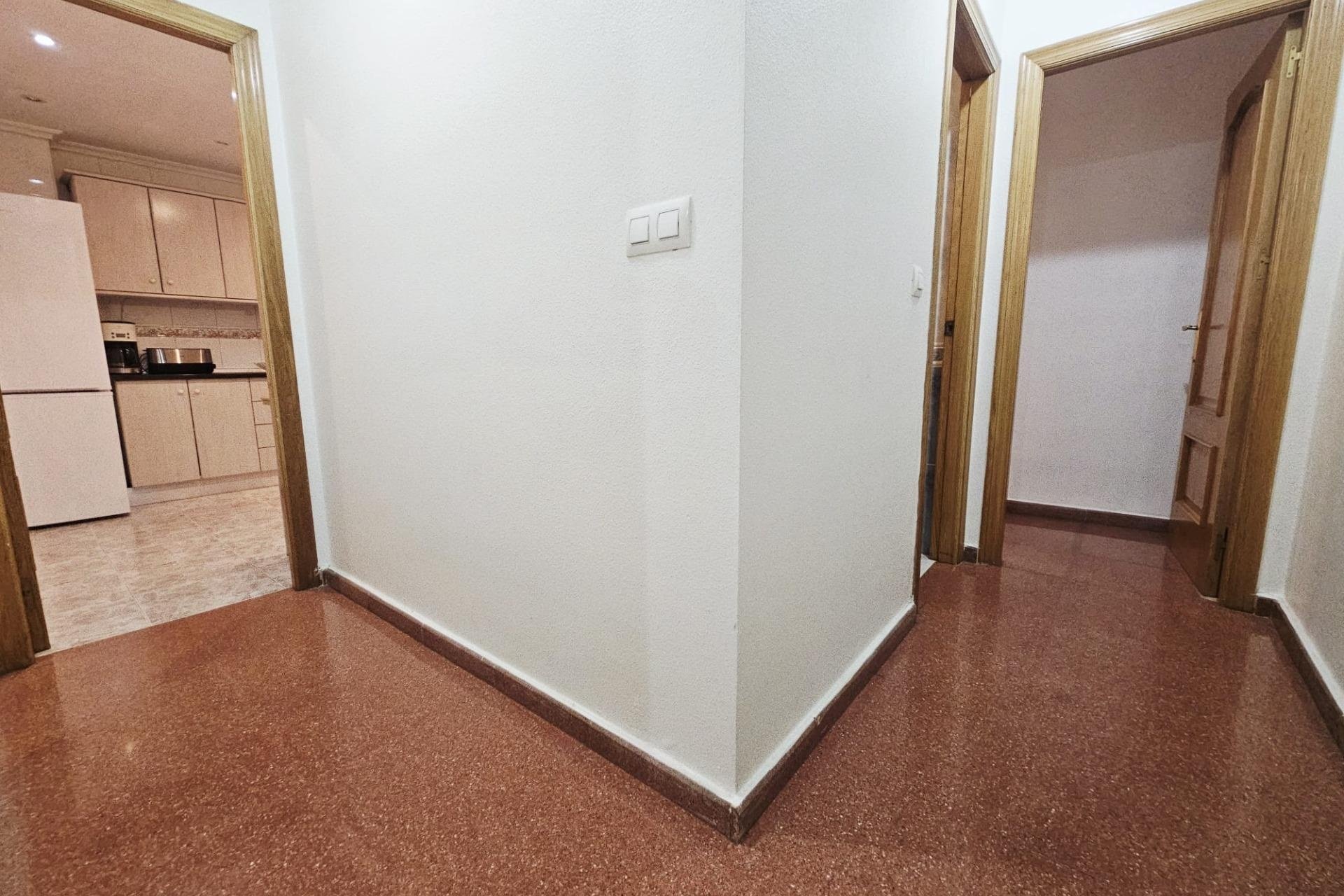 Herverkoop - Apartment -
Torrevieja - Estacion De Autobuses