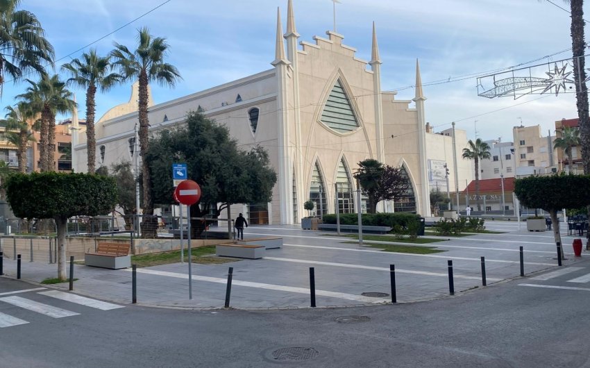 Herverkoop - Apartment -
Torrevieja - Estacion De Autobuses