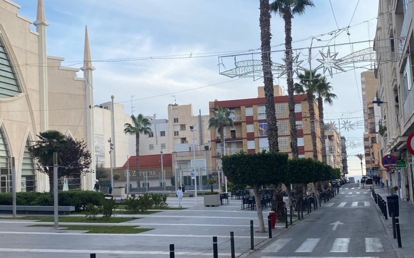 Herverkoop - Apartment -
Torrevieja - Estacion De Autobuses