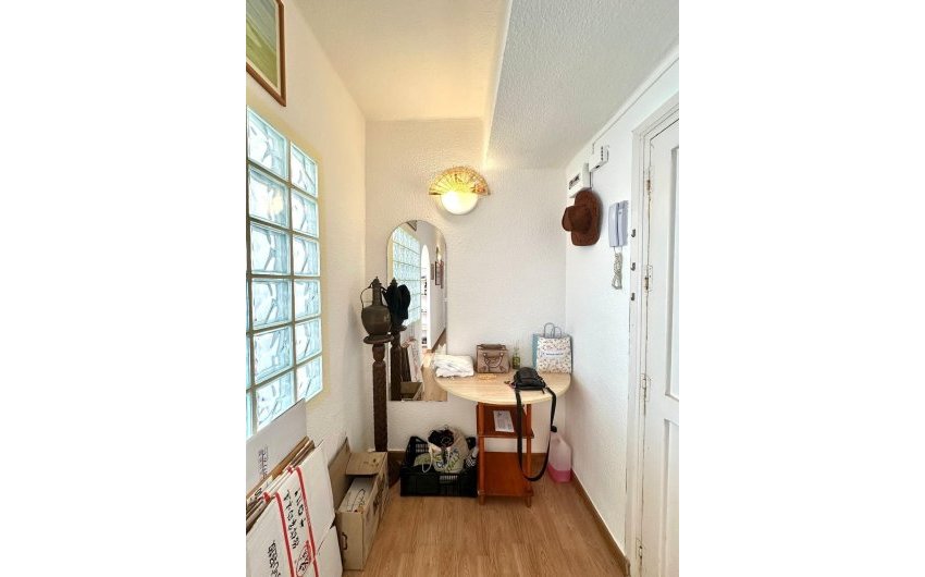 Herverkoop - Apartment -
Torrevieja - Estacion De Autobuses