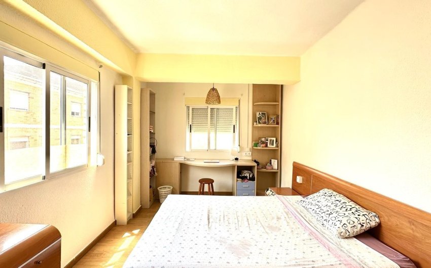 Herverkoop - Apartment -
Torrevieja - Estacion De Autobuses