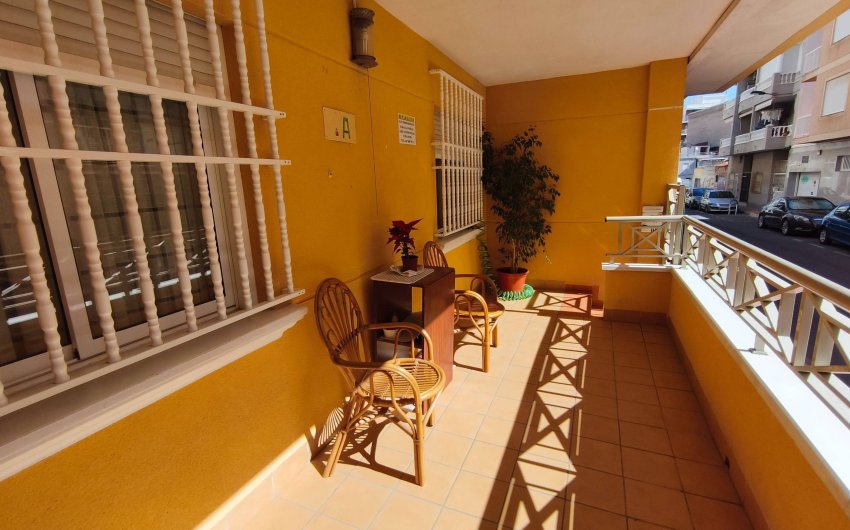 Herverkoop - Apartment -
Torrevieja - Estacion De Autobuses